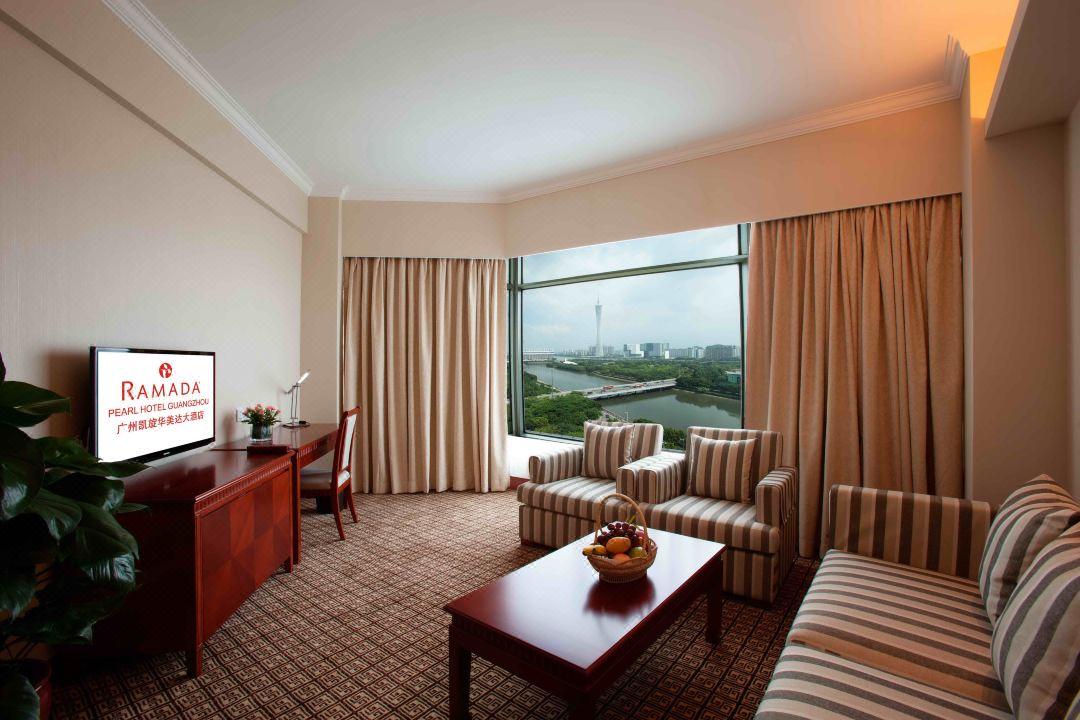 Ramada By Wyndham Pearl Guangzhou-Canton Fair Free Shuttle Bus Exterior foto